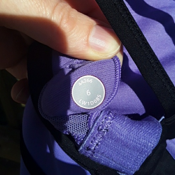 Lululemon Ignite Tank - Picture 3 of 4